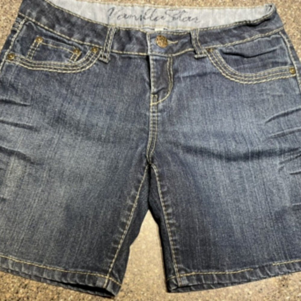 Vanilla Star Women's Denim Shorts - Size 11 (SH003)